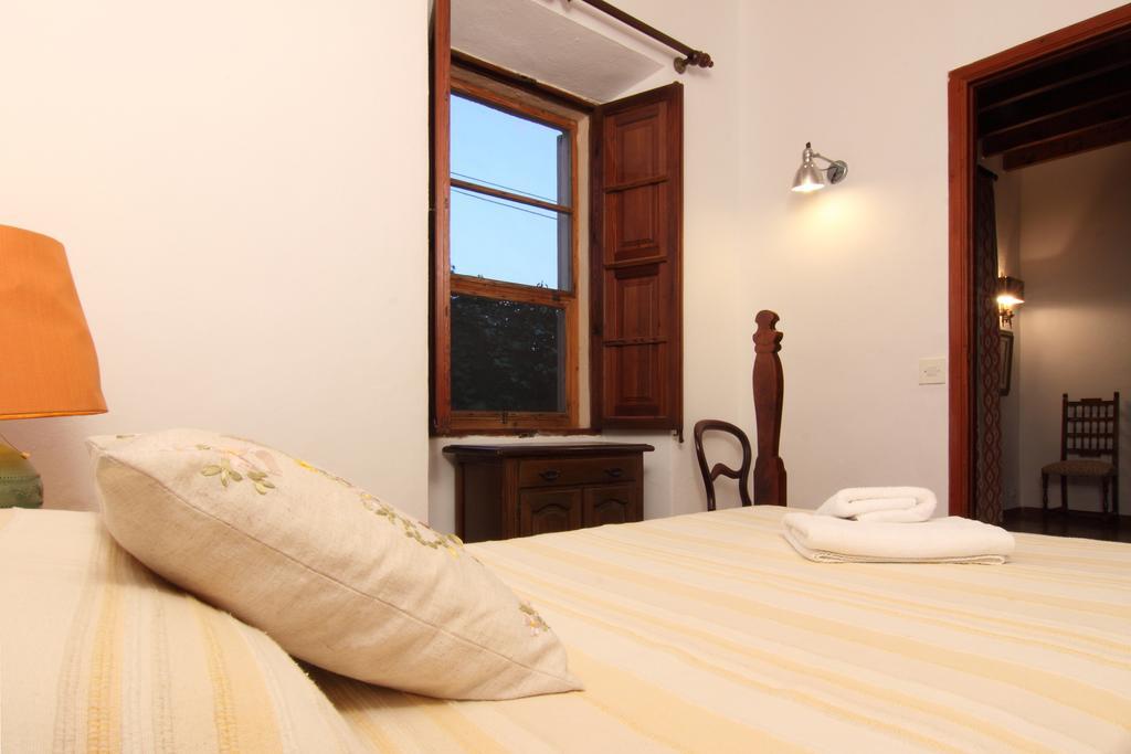 El Vila Hotel Pollença Стая снимка